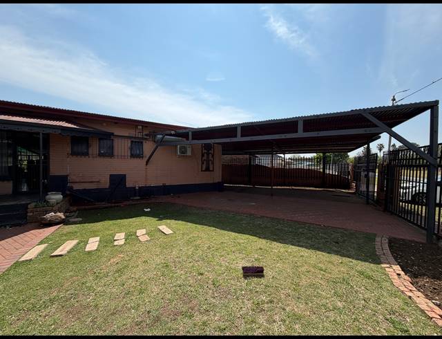 3 BEDROOM HOUSE FOR SALE IN DALVIEW